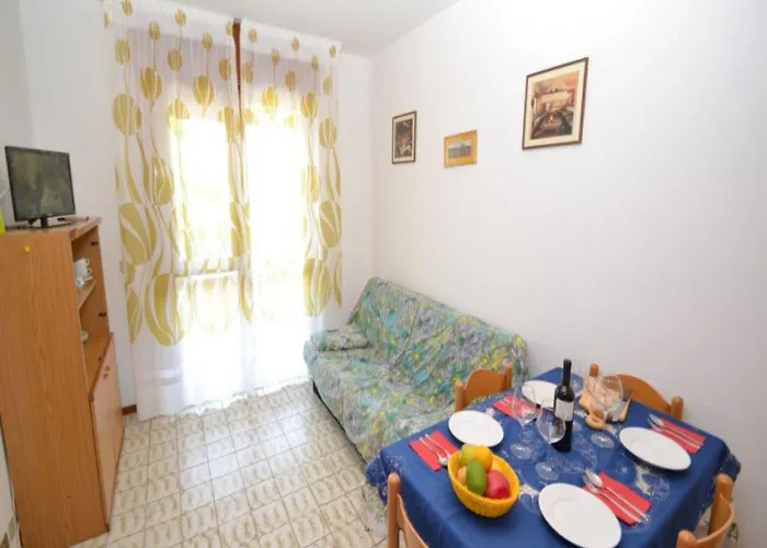 Enjoy The Serenity On Our Beautiful Terrace - Beahost Apartamento