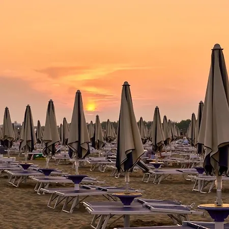 Enjoy The Serenity On Our Beautiful Terrace - Beahost Апартаменти