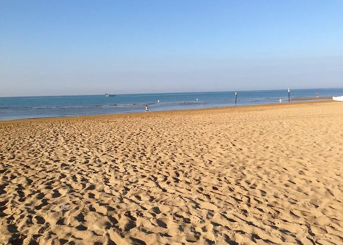 Enjoy The Serenity On Our Beautiful Terrace - Beahost * Bibione